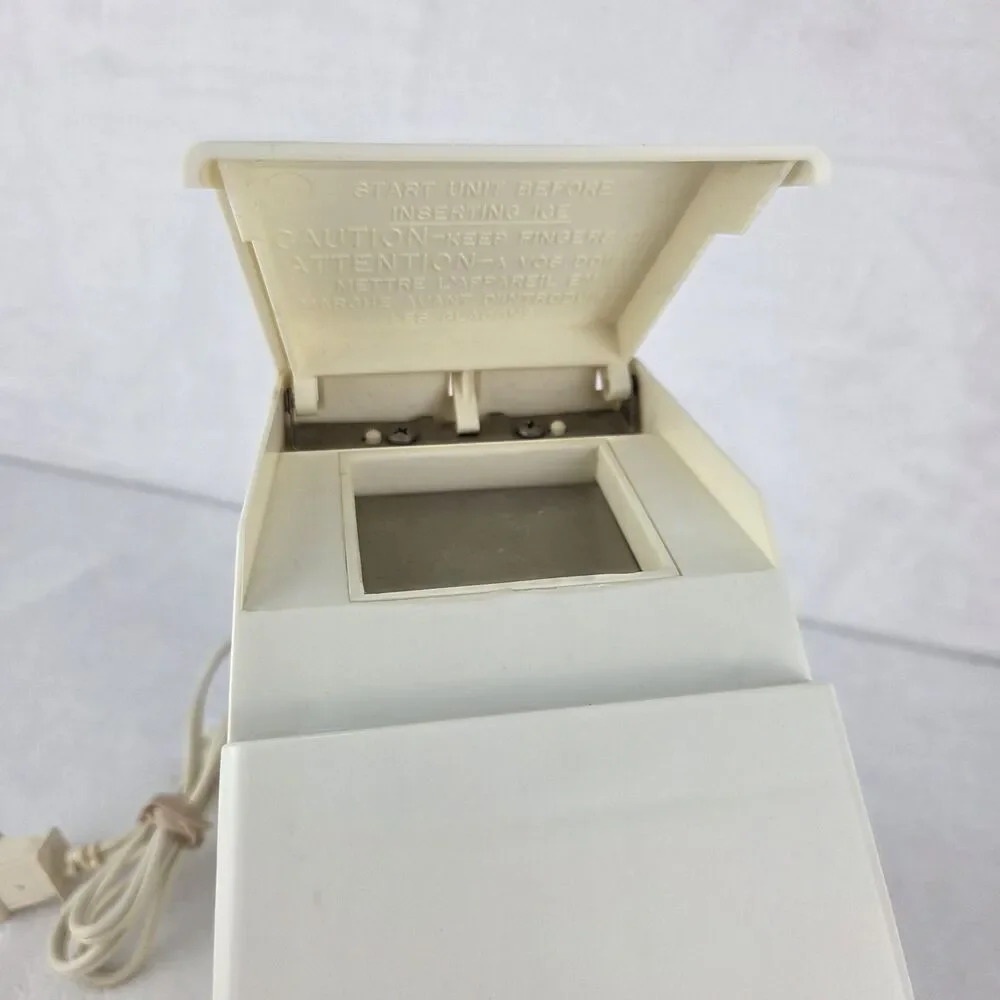 Vintage Rival Electric Ice Crusher White Model 840 Countertop Tested Working
